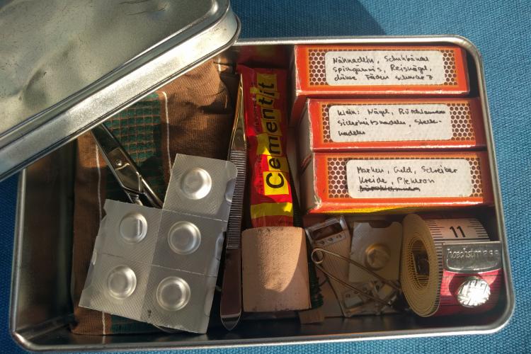 Survival-Kit für Kinder in der Box